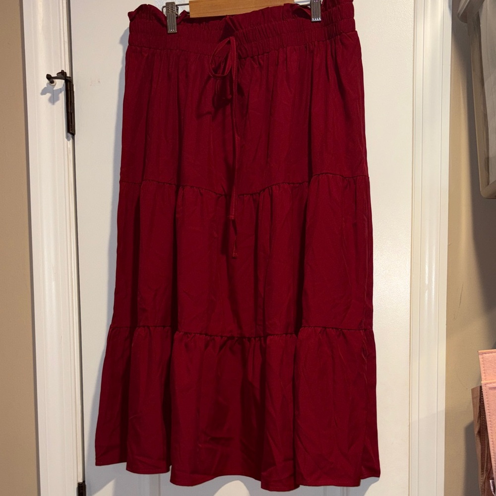 ✨ Red Tiered Midi Skirt ✨